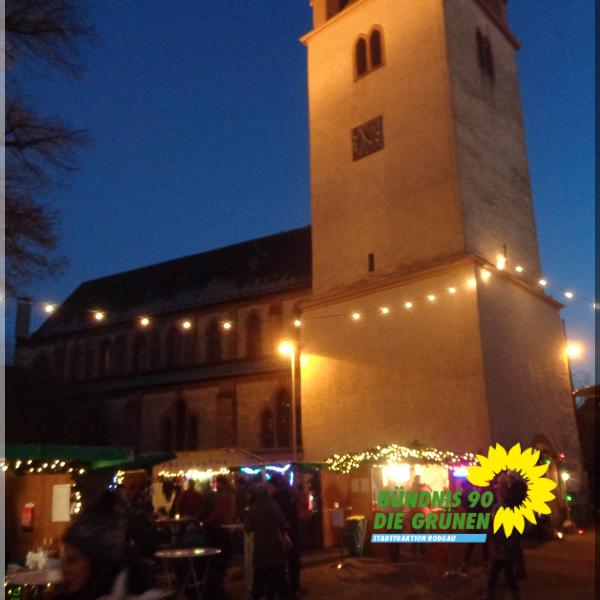 Grüner Weihnachtsmarktstand