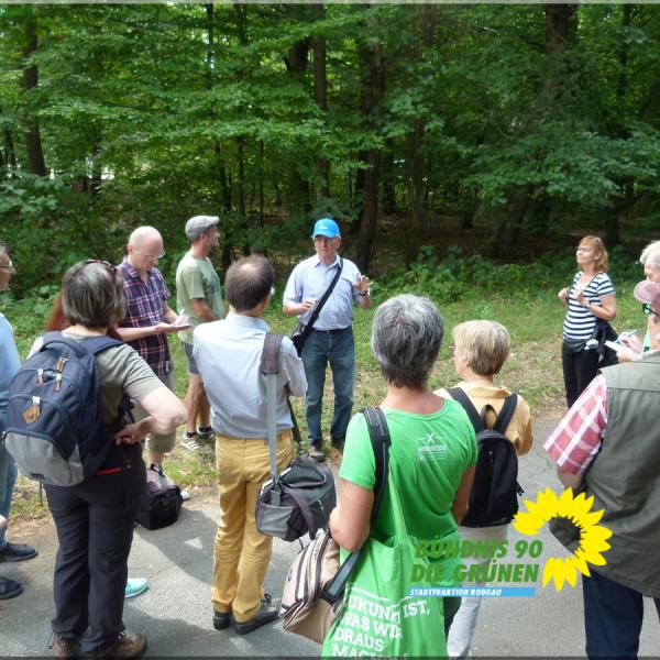 Biologischer Waldspaziergang mit Josef Lach