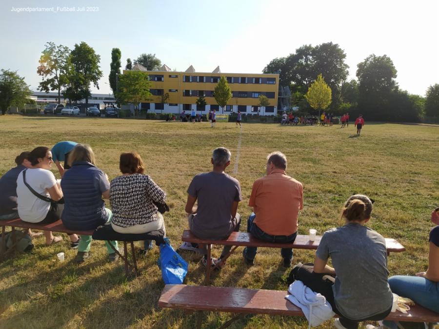 Jugendparlament Fußballspiel
