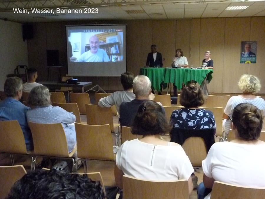 Wein, Wasser und Bananen