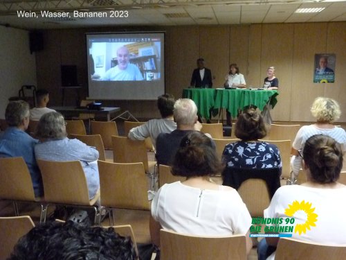WeinWasser-P1530878_WasserWeinBananen.JPG