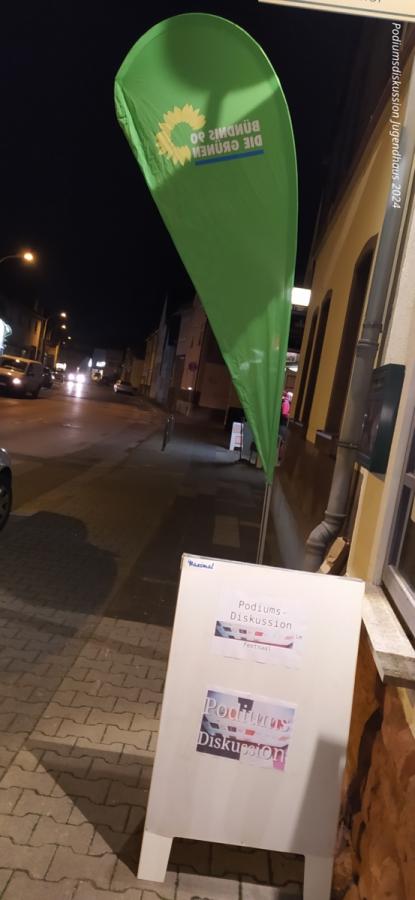 12.12. Podiumsdiskussion Jugendhaus