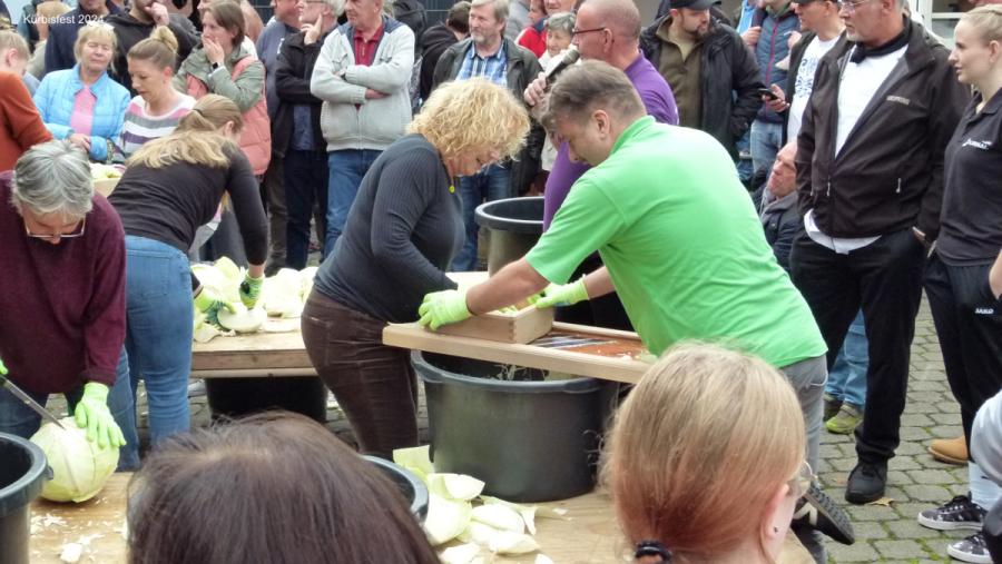 20.10. Krautschneidemeisterschaft in Jügesheim