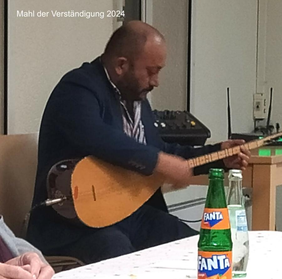 18.10 Beim Mahl der Verständigung