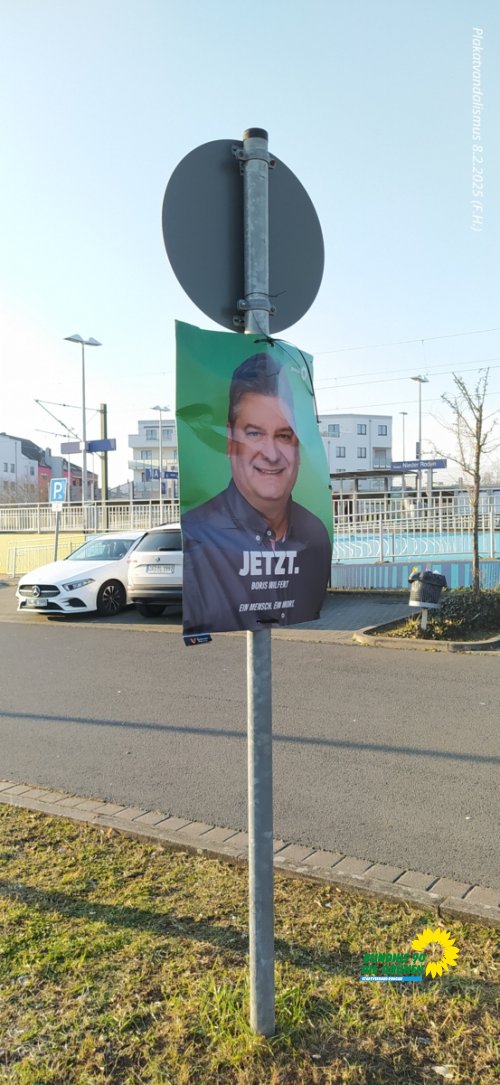 Plakatvandalismus_02082025_-IMG_20250208_155911.jpg