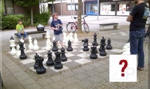Boule&Schach auf dem Puiseauxplatz