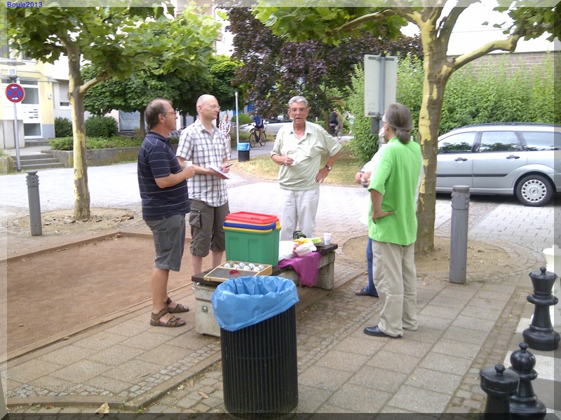 Boule&Schach auf dem Puiseauxplatz